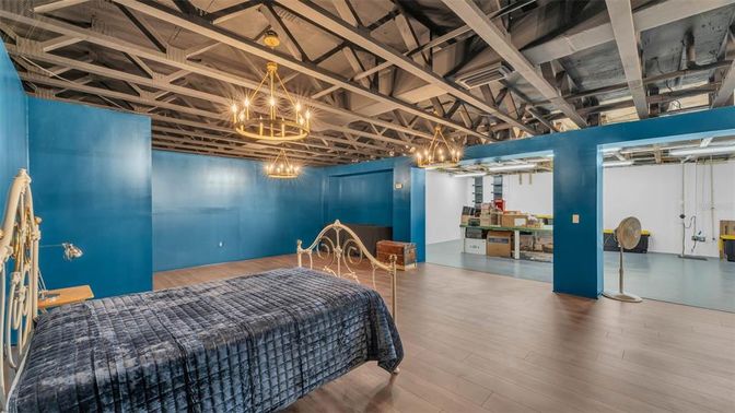 Bedroom, Chandelier, Interior, Pendant Lights, Wooden Beams, Wood Texture Flooring