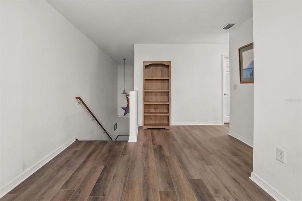 Empty room, Interior, Pendant Lights, Wood Texture Flooring