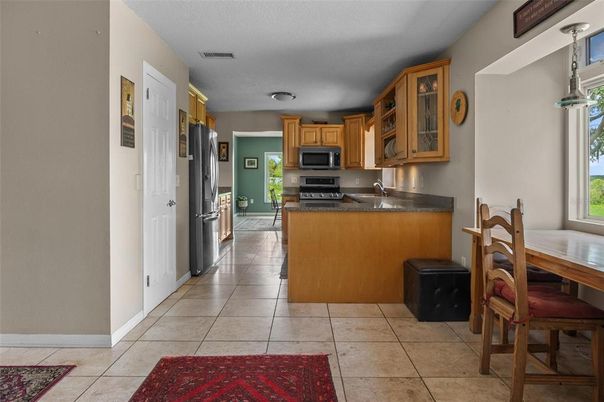 Dining room, Interior, Kitchen, Stainless Steel Appliances