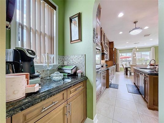 Dining room, Interior, Kitchen, Recessed Lighting