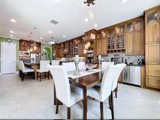 Dining room, Interior, Kitchen, Pendant Lights, Recessed Lighting, Stainless Steel Appliances