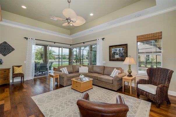Interior, Living room, Recessed Lighting, Wood Texture Flooring