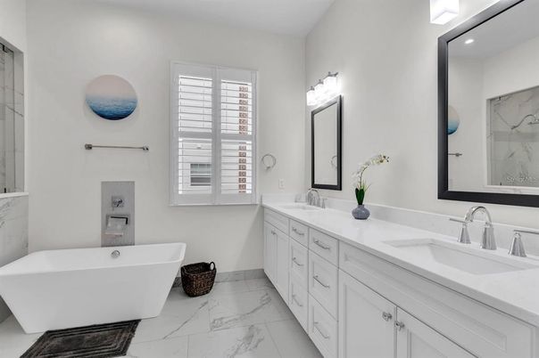 Bathroom, Dual Sink Vanities, Free Standing Baths, Interior, Marble, Recessed Lighting