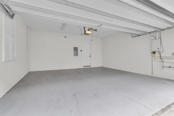 Garage, Interior
