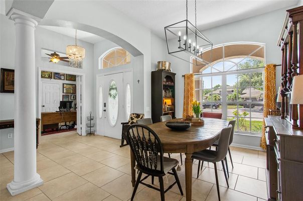 Chandelier, Dining room, Interior, Pendant Lights