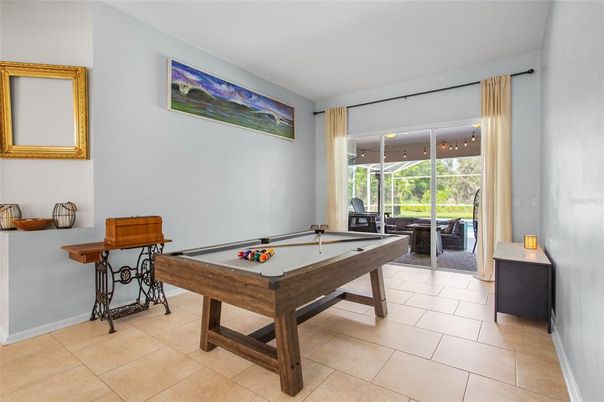 Billiard Table, Game Room, Interior