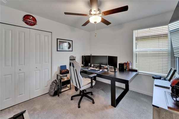 Home Office, Interior