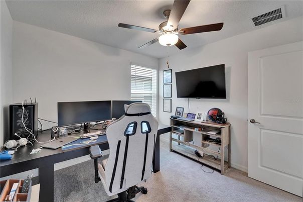 Home Office, Interior