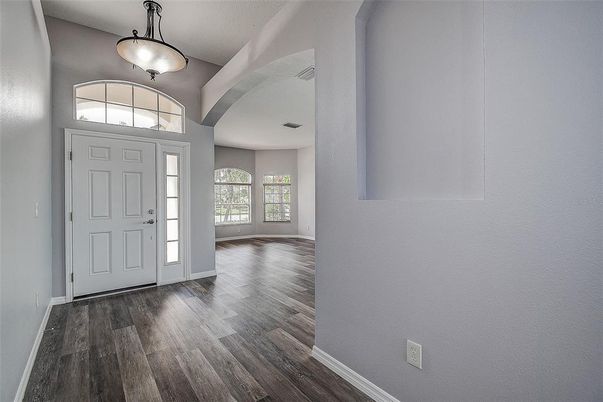Interior, Pendant Lights, Wood Texture Flooring