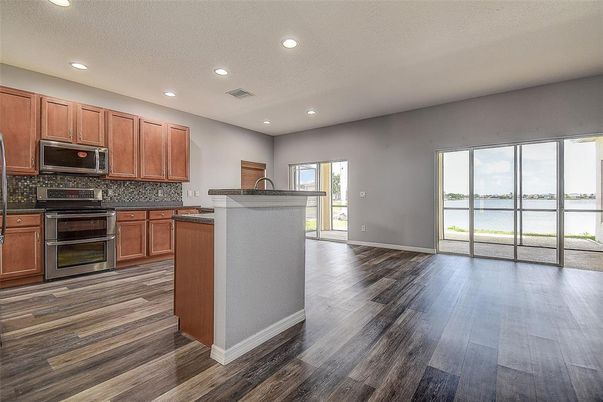 Interior, Kitchen, Recessed Lighting, Water, Wood Texture Flooring