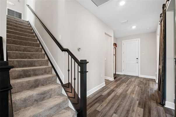 Interior, Recessed Lighting, Wood Texture Flooring