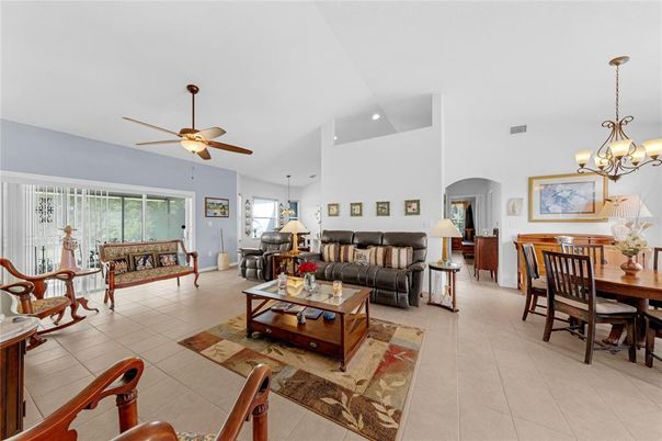 Chandelier, Dining room, Interior, Living room, Recessed Lighting