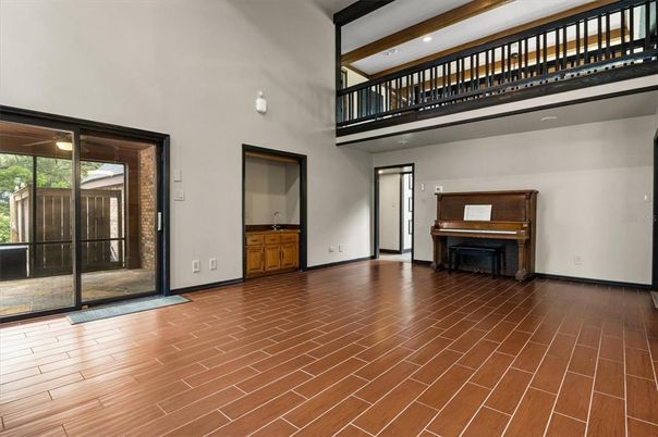 Interior, Piano, Recessed Lighting, Wood Texture Flooring