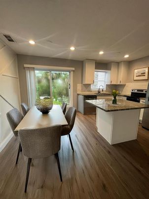 Dining room, Interior, Kitchen, Recessed Lighting, Wood Texture Flooring