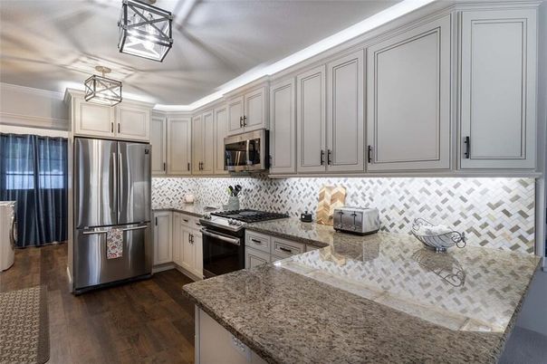 Interior, Kitchen, Stainless Steel Appliances, Wood Texture Flooring