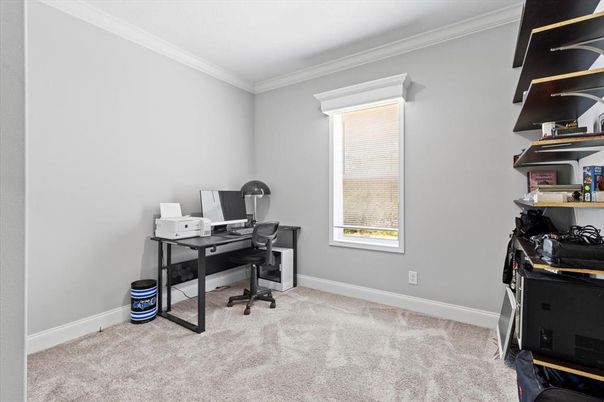 Home Office, Interior