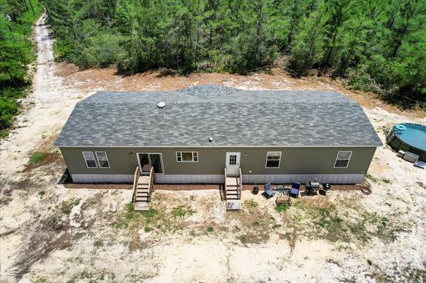 Exterior, Drone