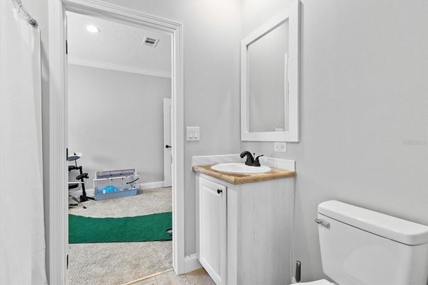 Bathroom, Interior, Recessed Lighting