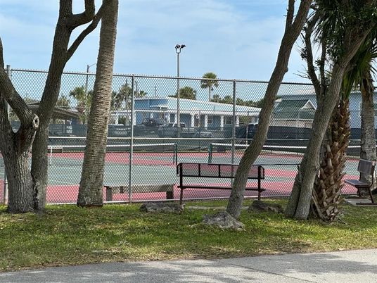 Exterior, Tennis Courts