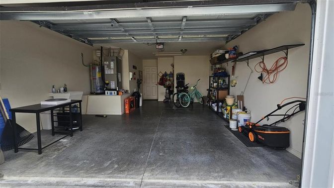 Garage, Interior