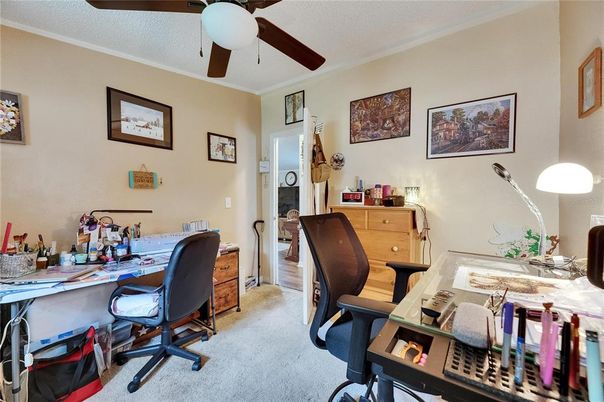 Home Office, Interior