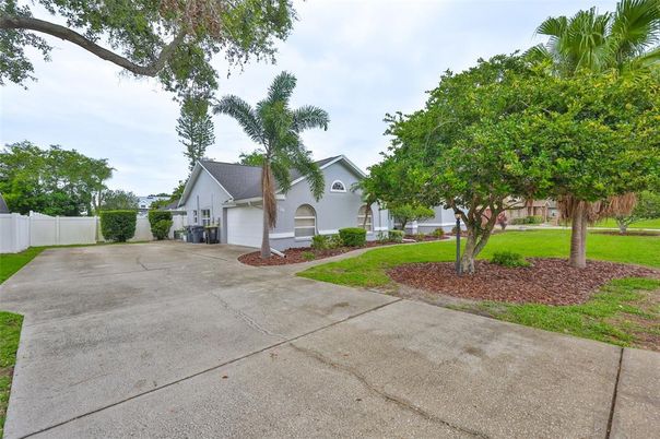 Backyard, Detached Garage, Exterior