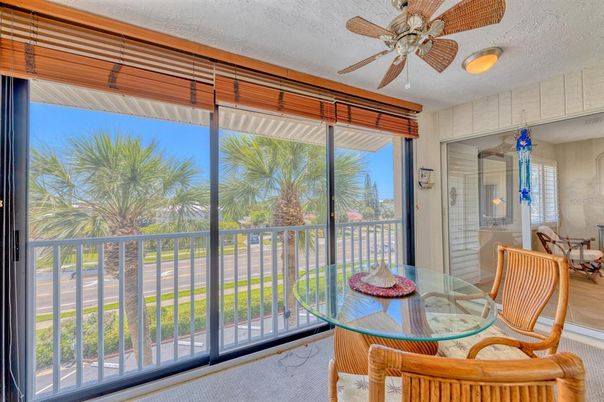 Dining room, Interior, Sun Room