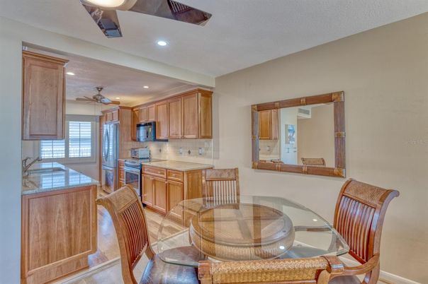 Dining room, Interior, Kitchen, Recessed Lighting, Tile Countertops