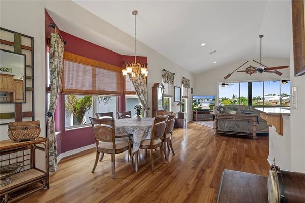 Chandelier, Dining room, Interior, Recessed Lighting, Wood Texture Flooring
