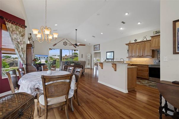Chandelier, Dining room, Interior, Kitchen, Recessed Lighting, Wood Texture Flooring