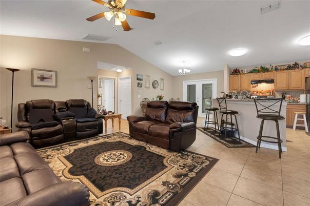Chandelier, Interior, Kitchen, Living room