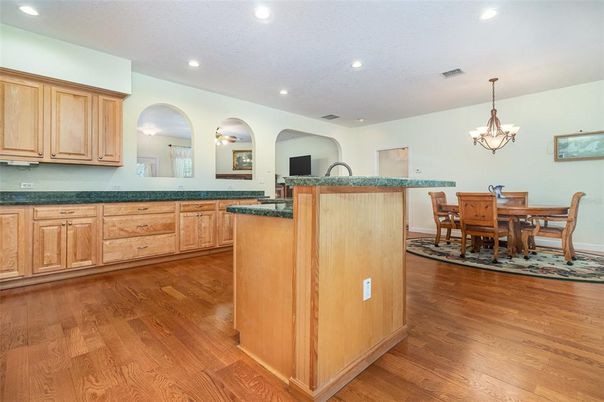 Chandelier, Dining room, Interior, Recessed Lighting, Wood Texture Flooring