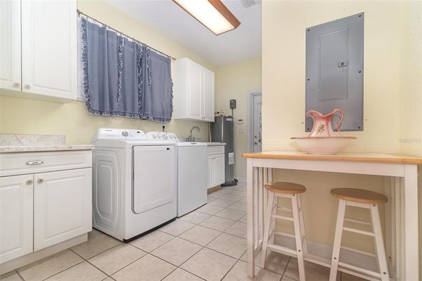 Interior, Washer