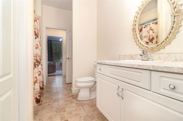 Bathroom, Interior