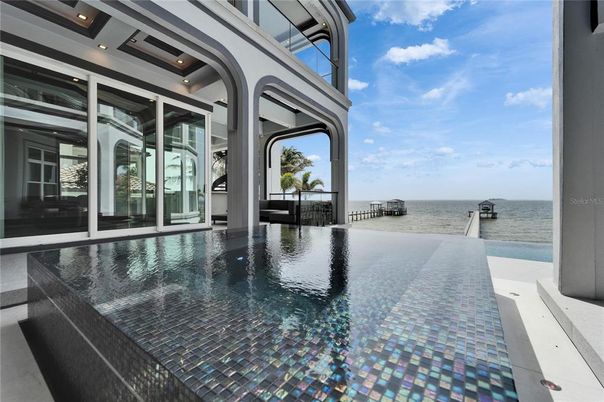 Exterior, Pool, Water
