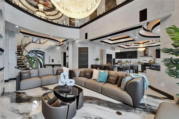 Chandelier, Dining room, Interior, Kitchen, Living room, Recessed Lighting