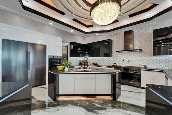 Chandelier, Interior, Kitchen, Marble, Recessed Lighting, Stainless Steel Appliances