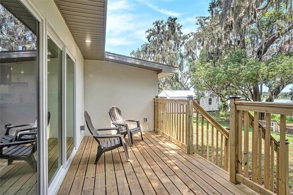 Exterior, Wood Texture Flooring