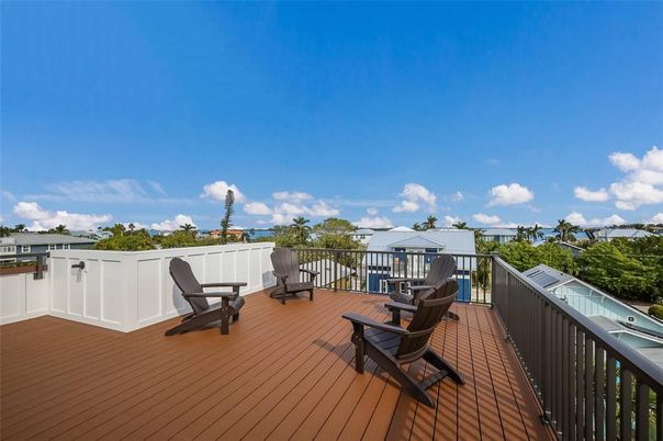 Exterior, Wood Texture Flooring