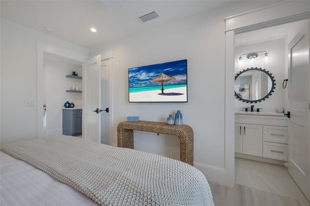 Bedroom, Interior, Recessed Lighting