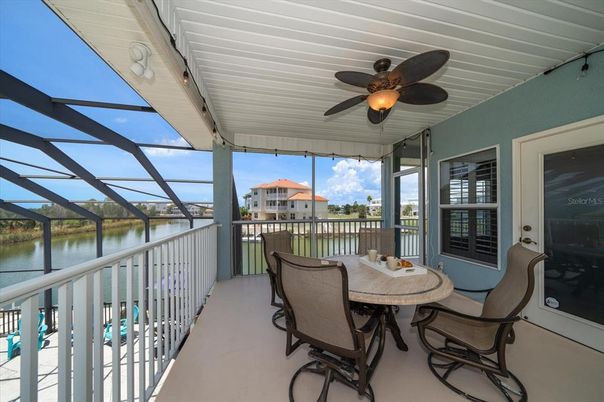 Glass Ceilings, Interior, Sun Room, Water