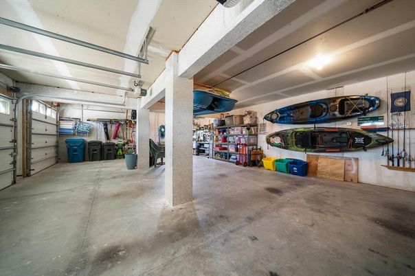 Garage, Interior