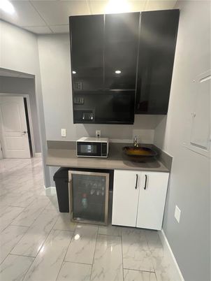 Interior, Kitchen, Marble, Recessed Lighting