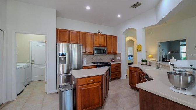 Interior, Kitchen, Recessed Lighting, Stainless Steel Appliances, Washer