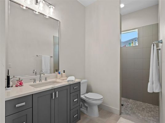 Bathroom, Interior, Recessed Lighting