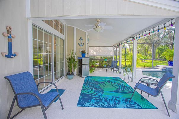 Interior, Pool, Sun Room