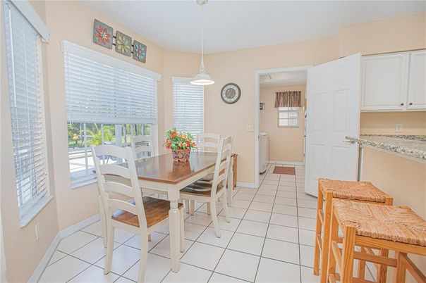 Dining room, Interior, Pendant Lights