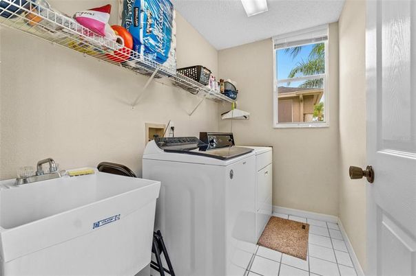 Interior, Washer