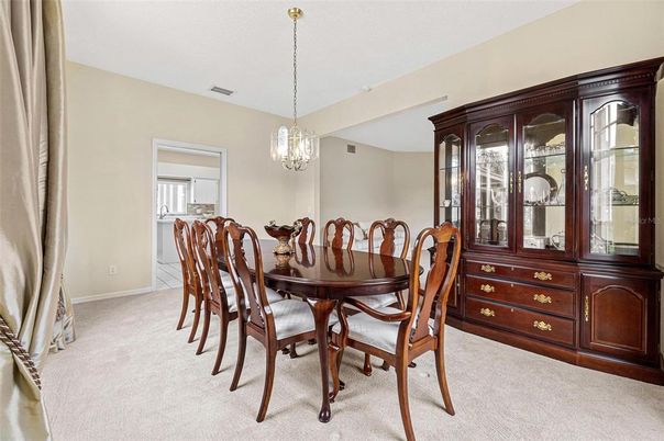 Chandelier, Dining room, Interior, Pendant Lights