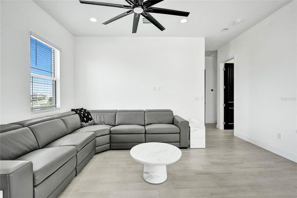Interior, Living room, Recessed Lighting, Wood Texture Flooring